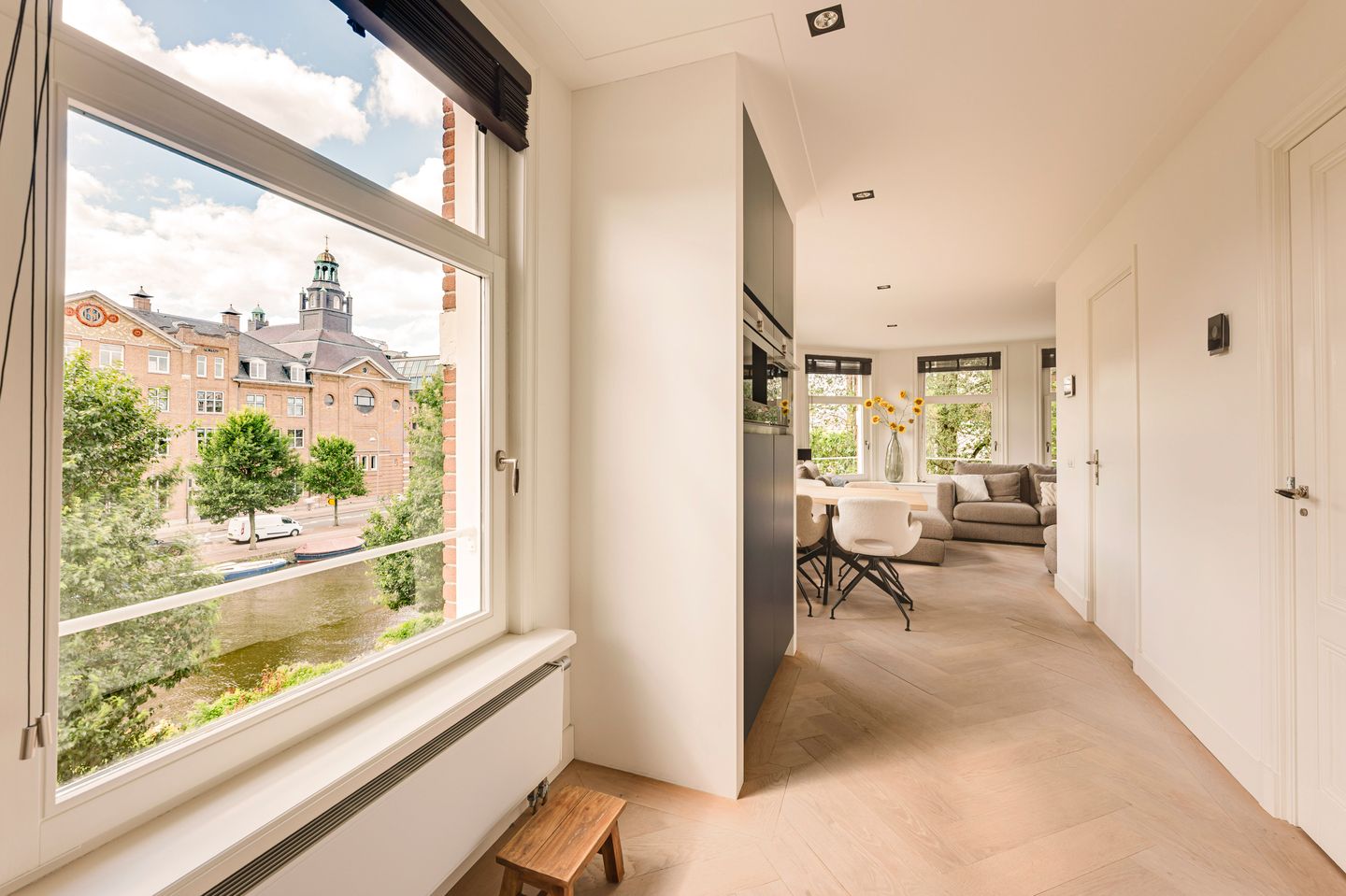 Photo 10 of Gerard Doustraat 2-2