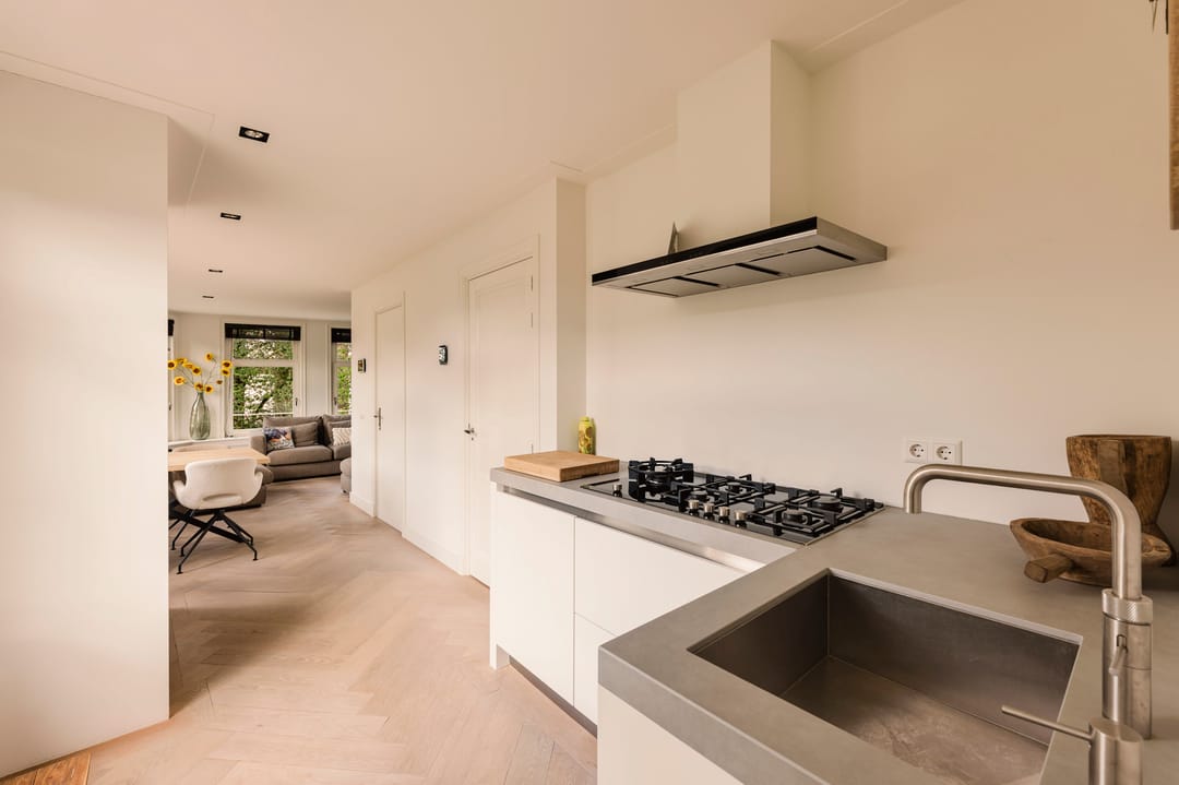 Photo 11 of Gerard Doustraat 2-2