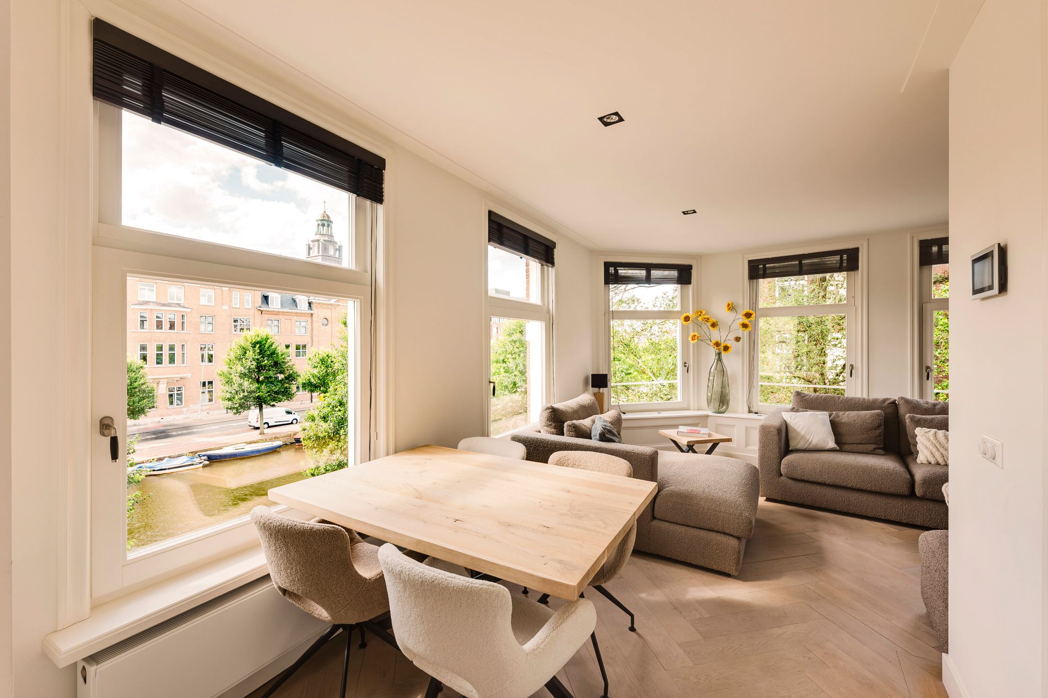 Photo 9 of Gerard Doustraat 2-2