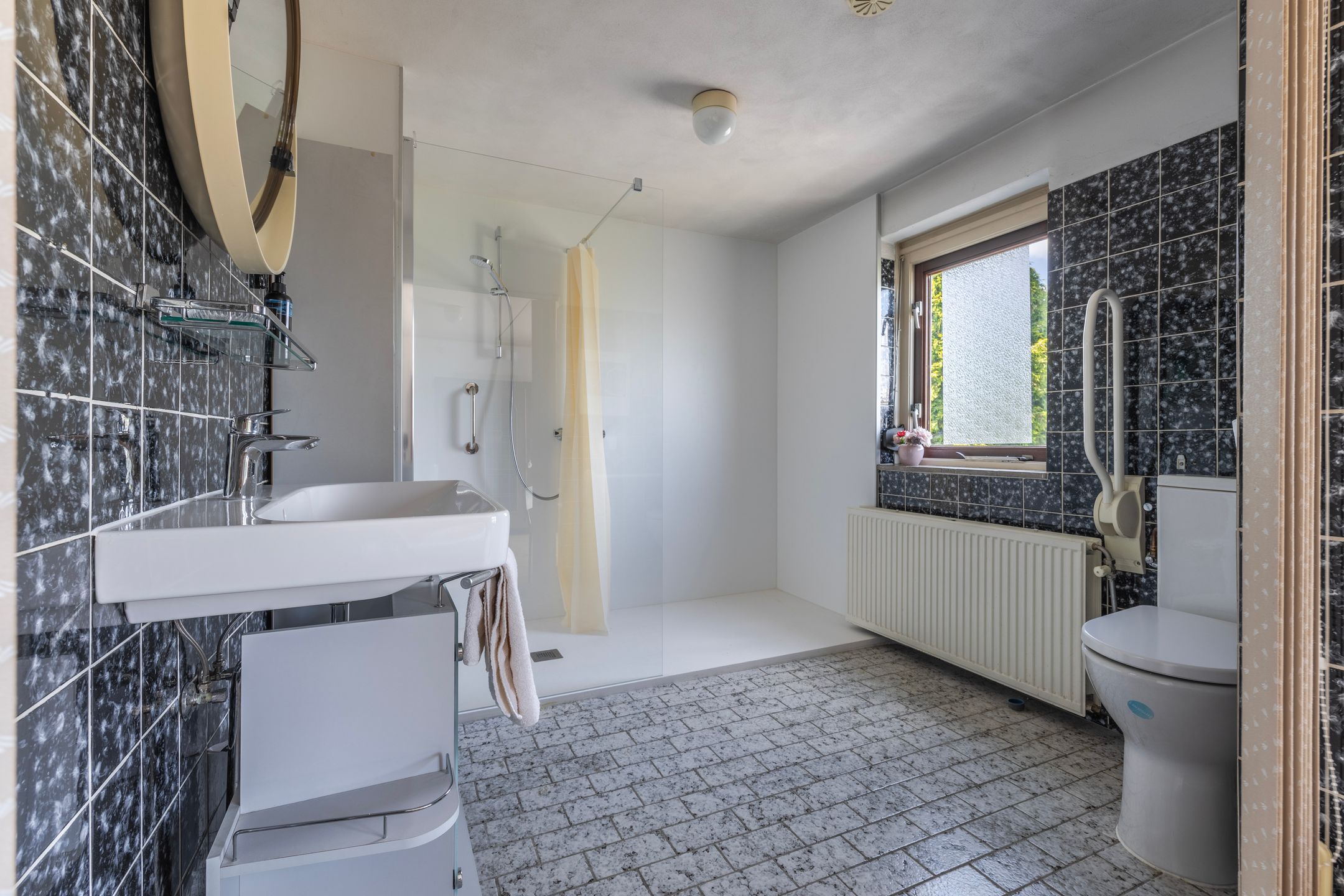 Photo 30 of Geulstraat 24