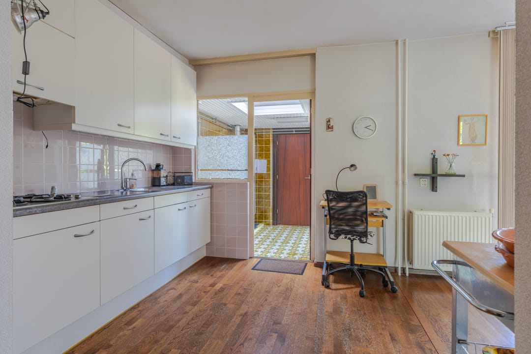 Photo 11 of Geulstraat 24