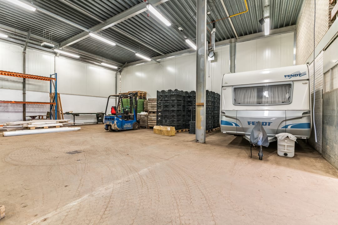 Photo 37 of Oosteinderweg 216