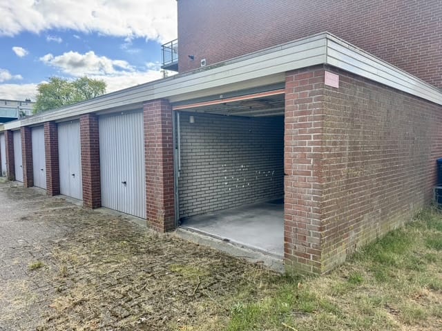 Photo 2 of Smaragdstraat 31-aa