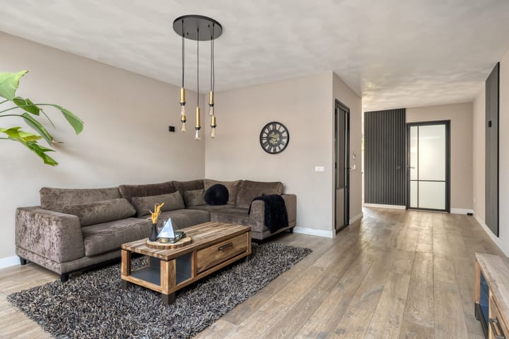 Tussenwoning te koop: Willibrordusstraat 71, Loon Op Zand
