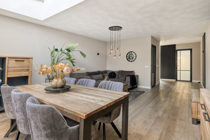 Tussenwoning te koop: Willibrordusstraat 71, Loon Op Zand