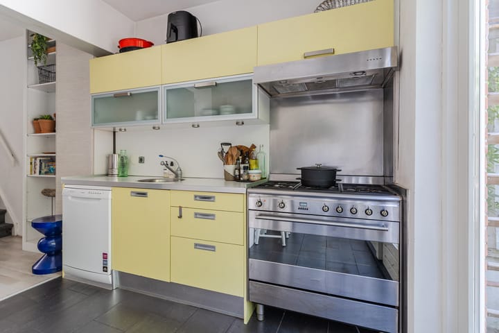Tussenwoning te koop: Zandbergweg 103, Breda