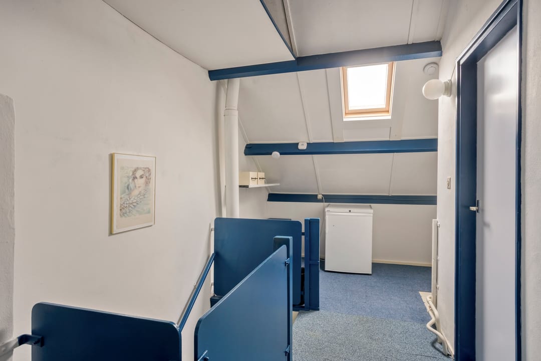 Photo 22 of Looierstraat 21