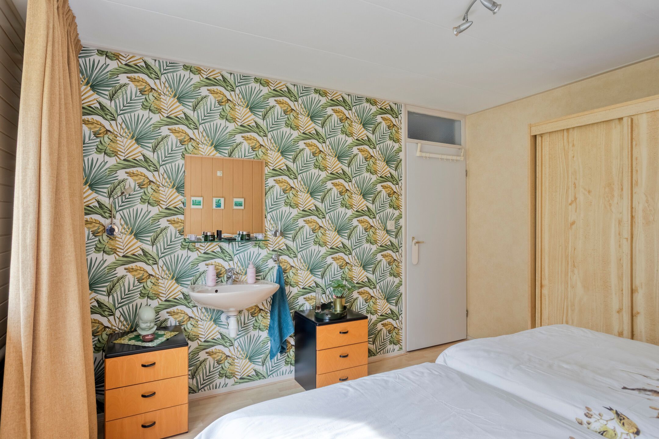 Photo 15 of Looierstraat 21