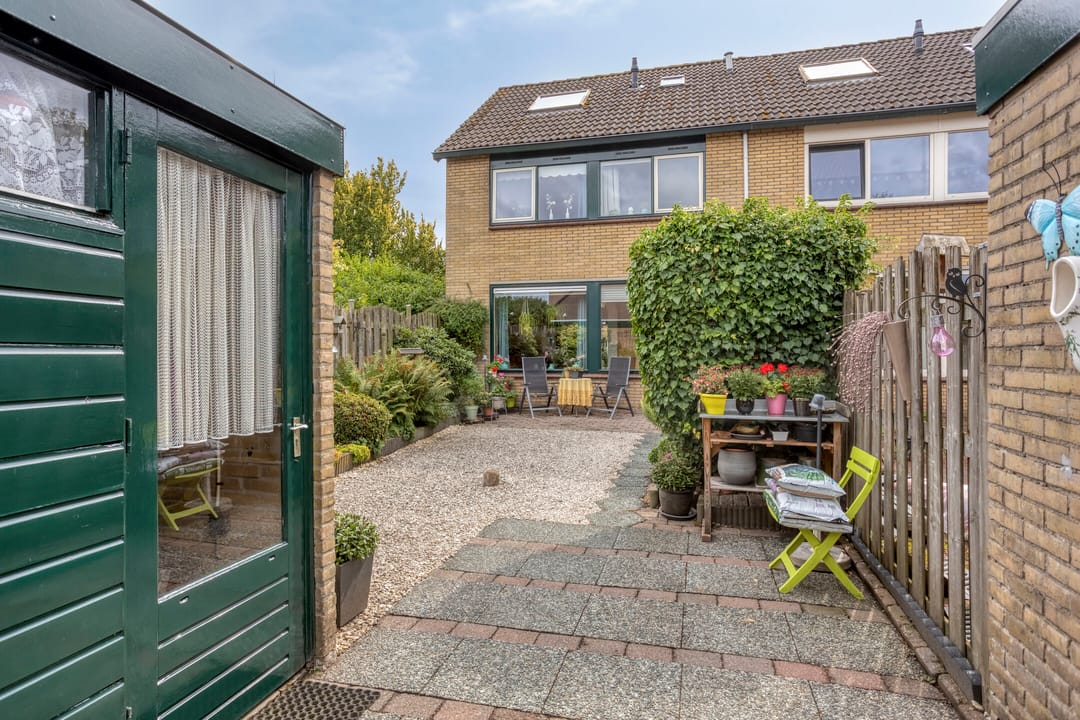 Photo 28 of Looierstraat 21