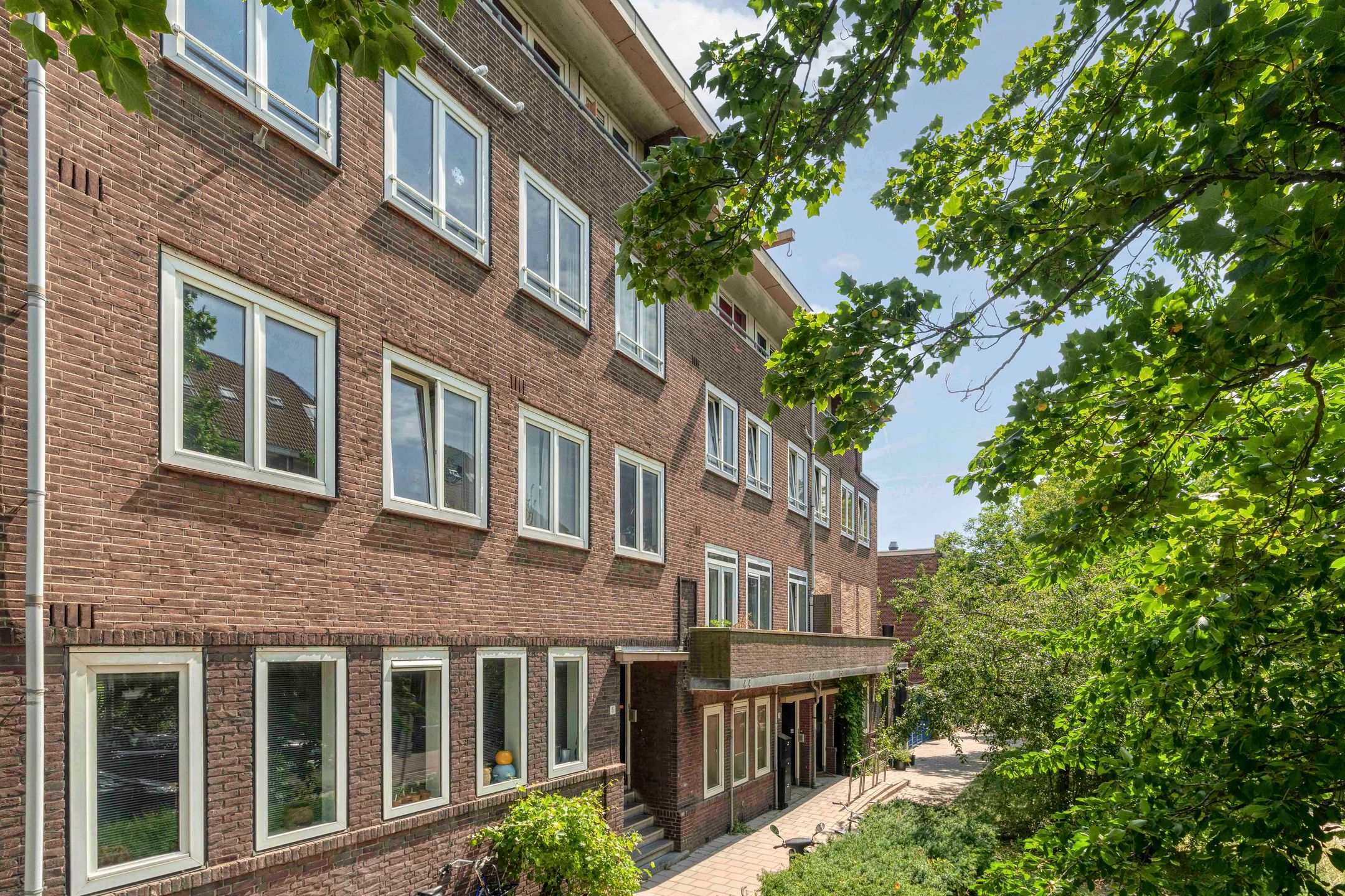 Mr. P.N. Arntzeniusweg 7-H 7 H