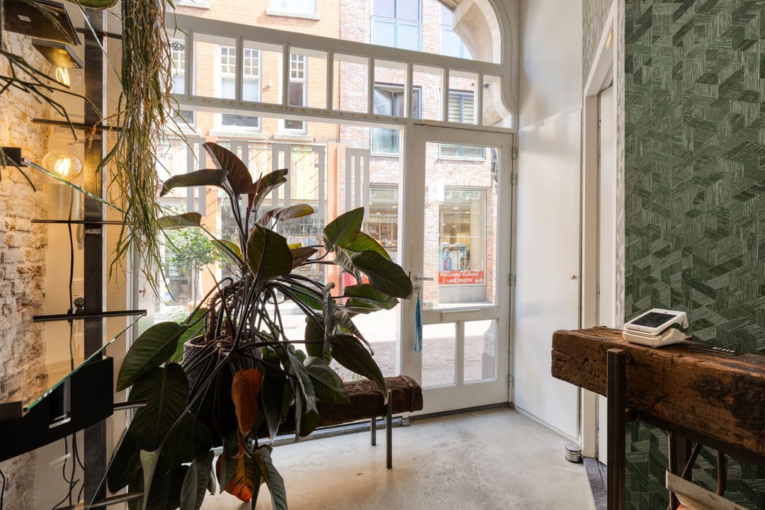Photo 7 of Voorstraat 273