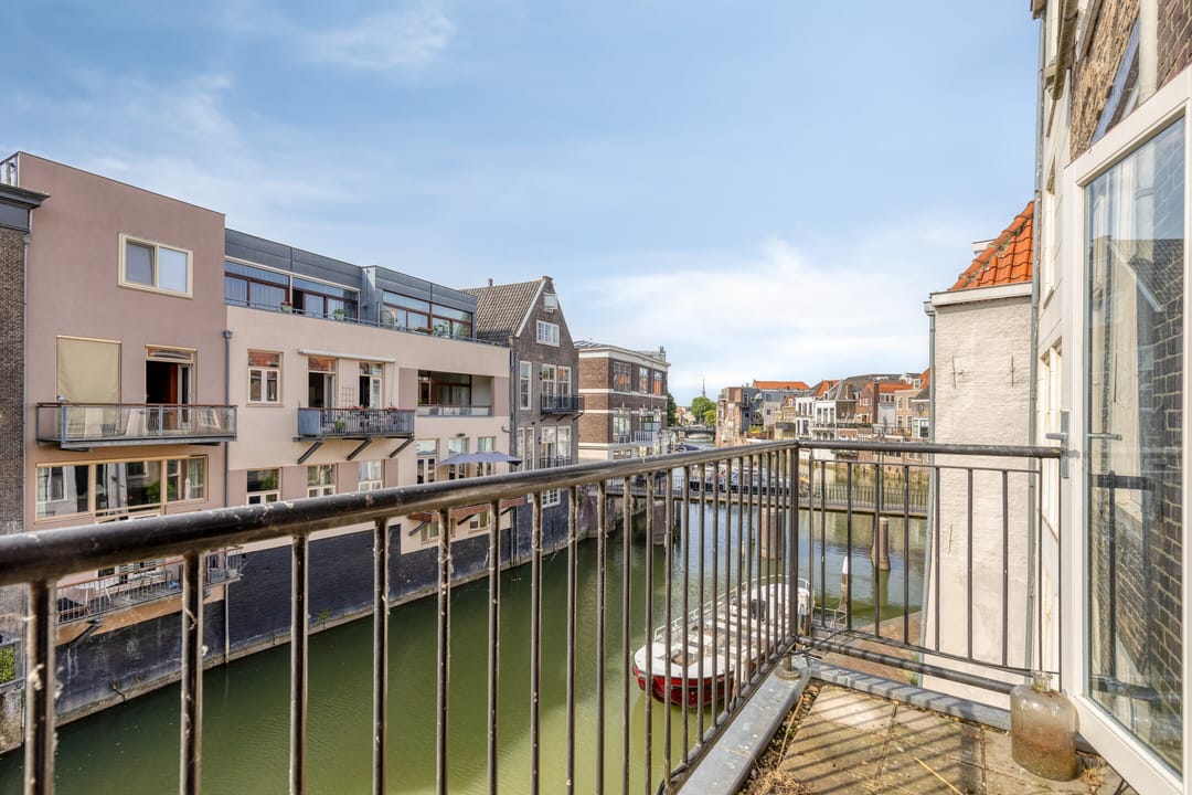Photo 17 of Voorstraat 273