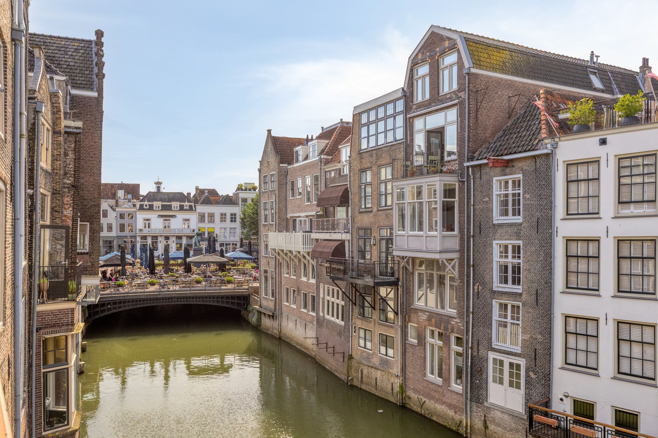 Photo 18 of Voorstraat 273