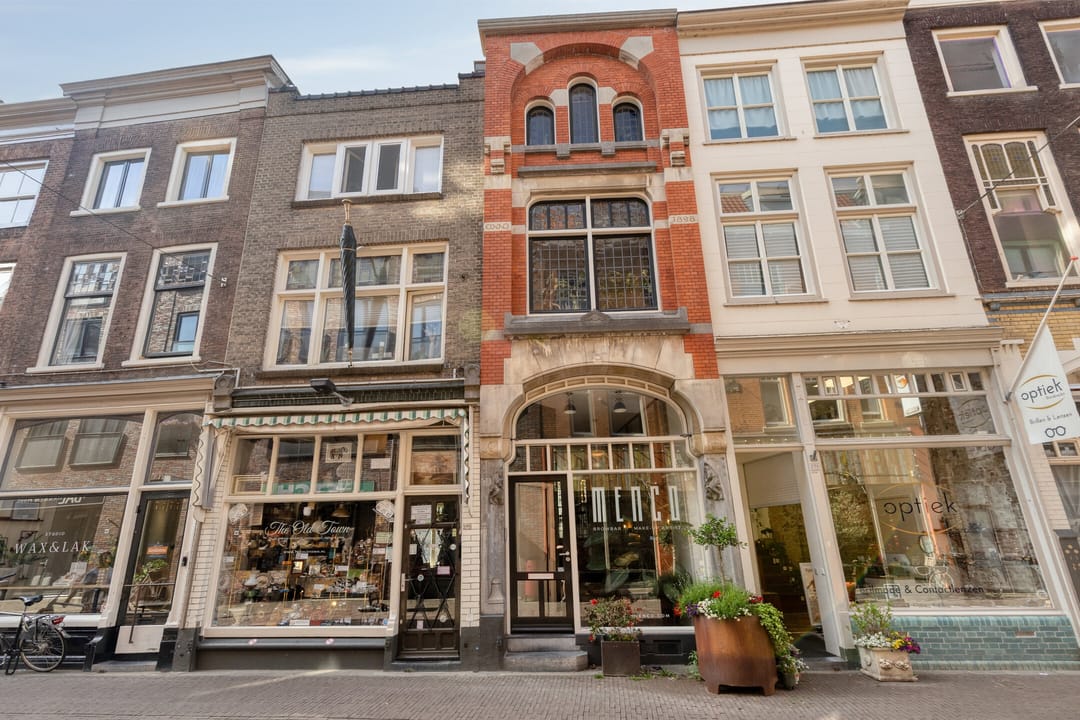 Photo 38 of Voorstraat 273