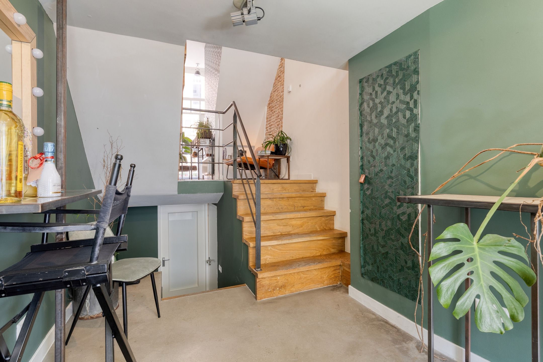 Photo 9 of Voorstraat 273