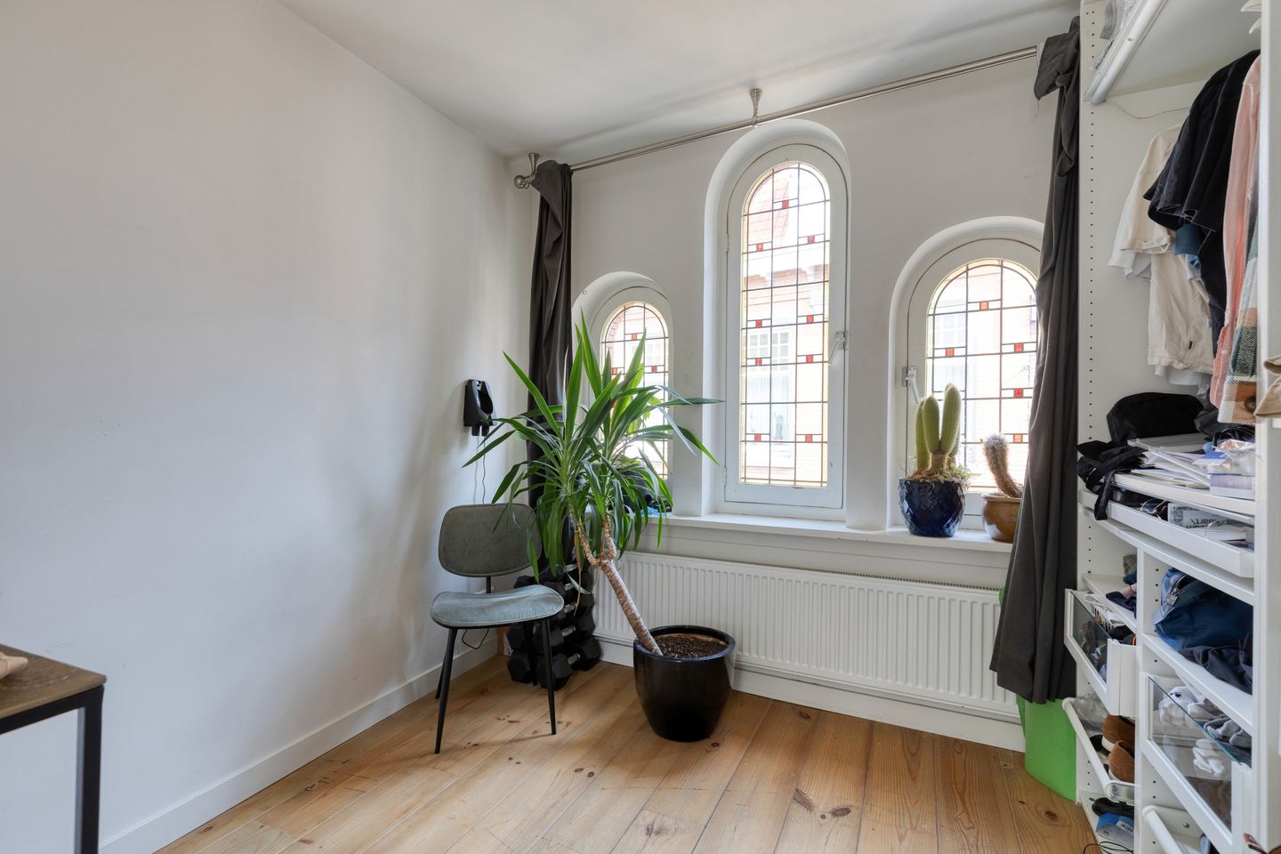 Photo 29 of Voorstraat 273