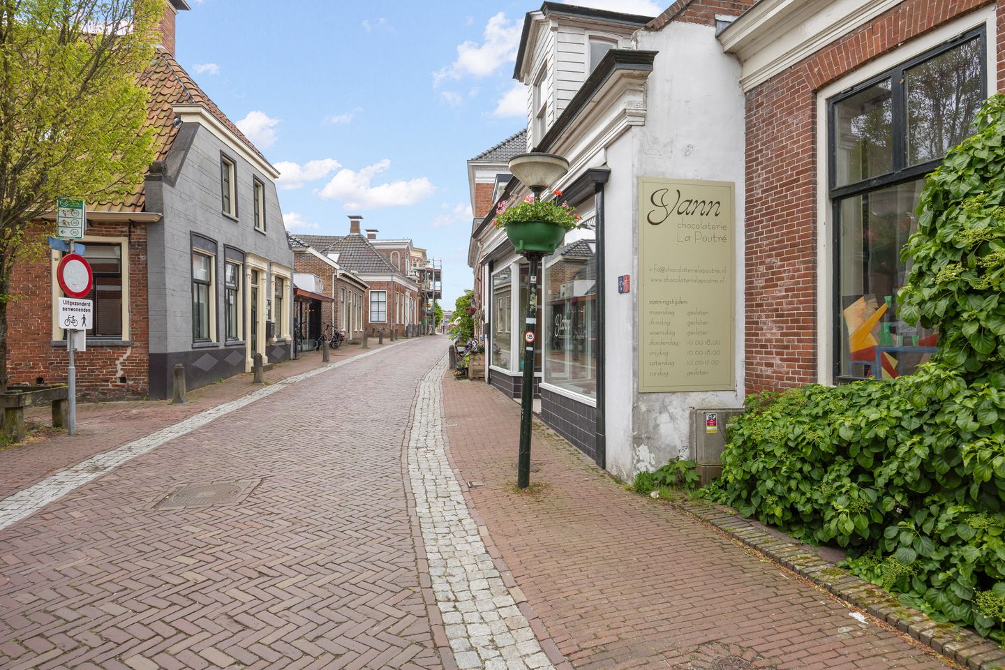 Photo 4 of Hoofdstraat W 18