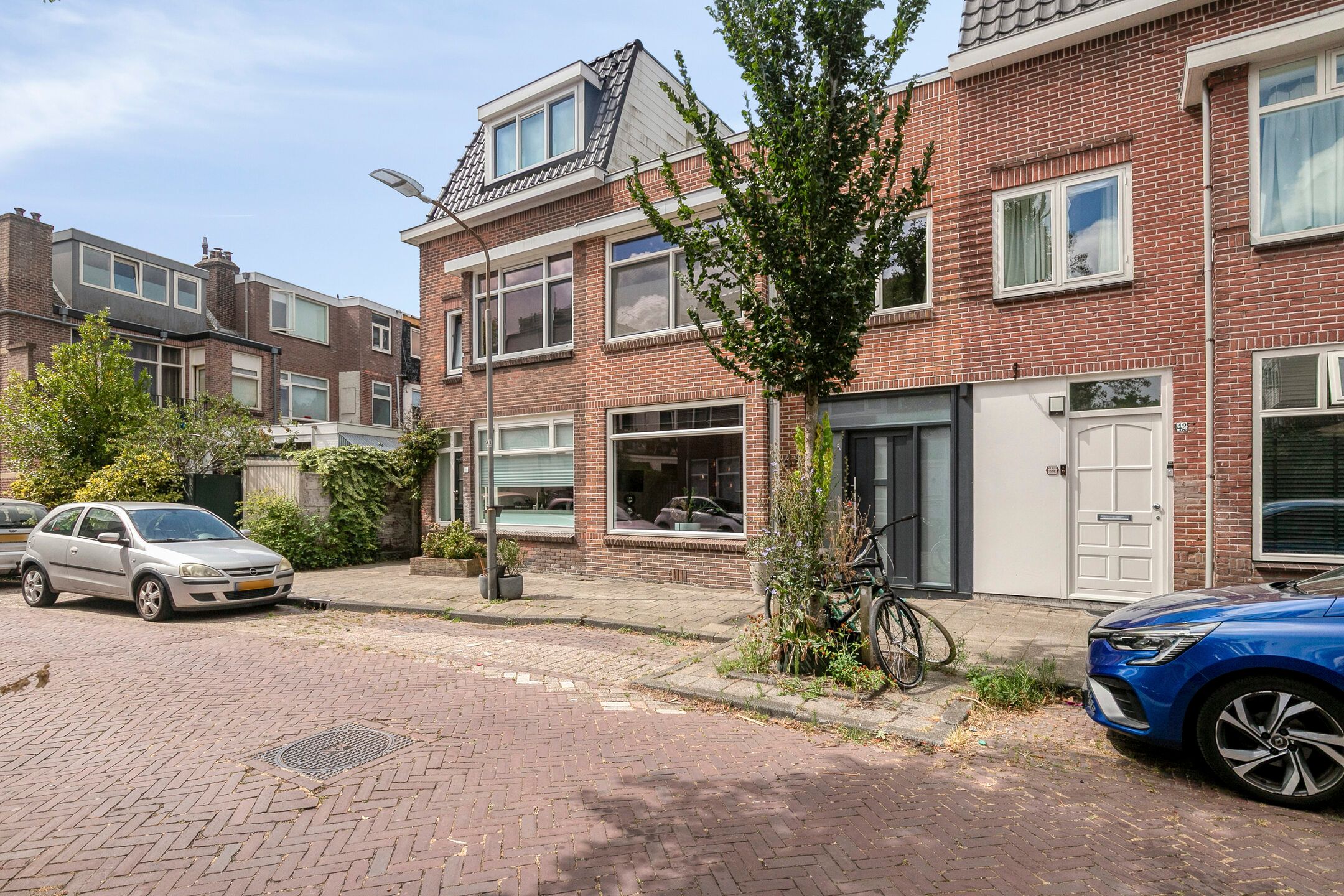 Foto 42 van Cornelis van Noordestraat 44