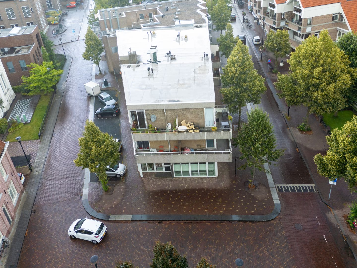 View photo 2 of Tilburgseweg 16-b