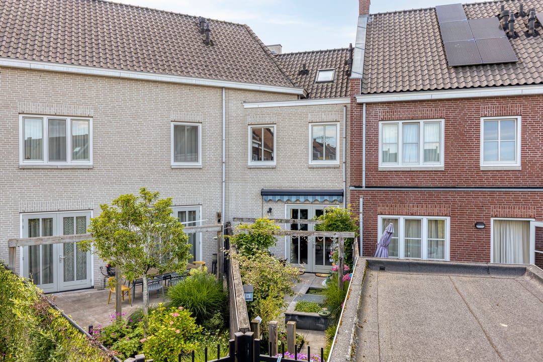 Foto 47 van Laan door de Veste 179