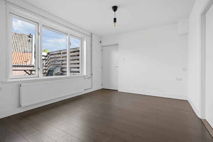 Studio te koop: Achterdorpsstraat 18F, Renkum