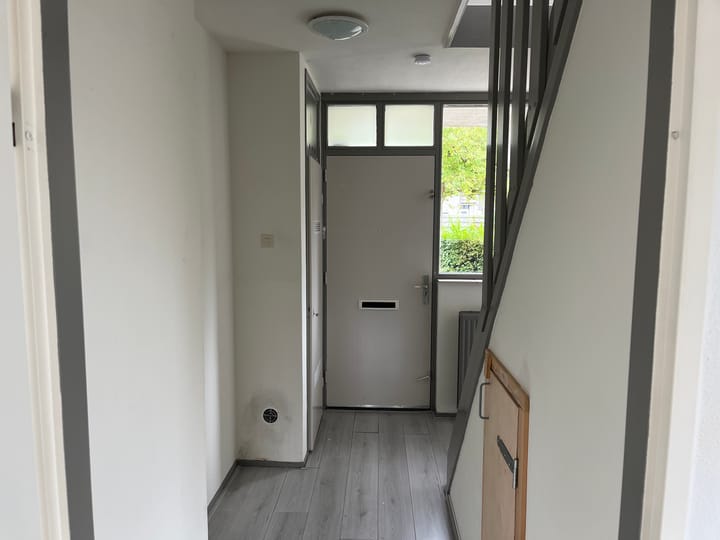 Tussenwoning te koop: Ossenweide 17, Zwaag