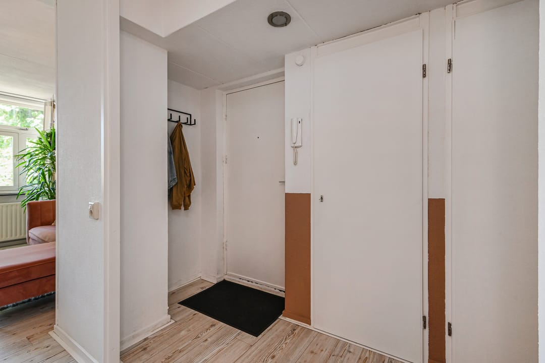 Photo 8 of Raadhuisstraat 27