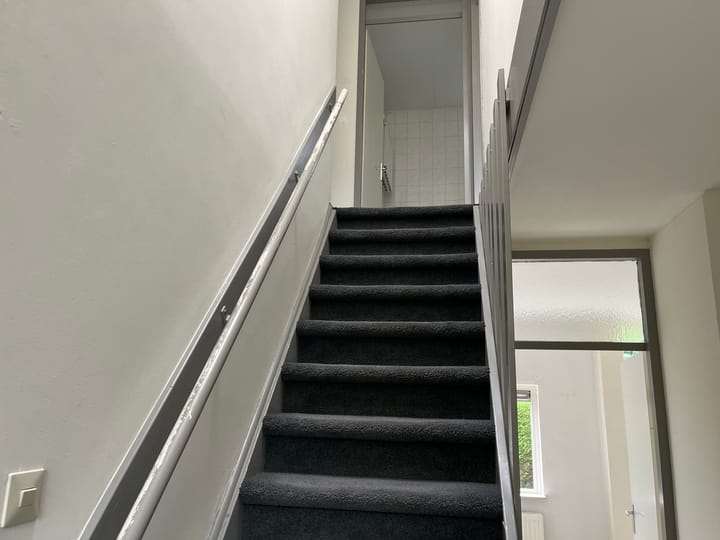 Tussenwoning te koop: Ossenweide 17, Zwaag