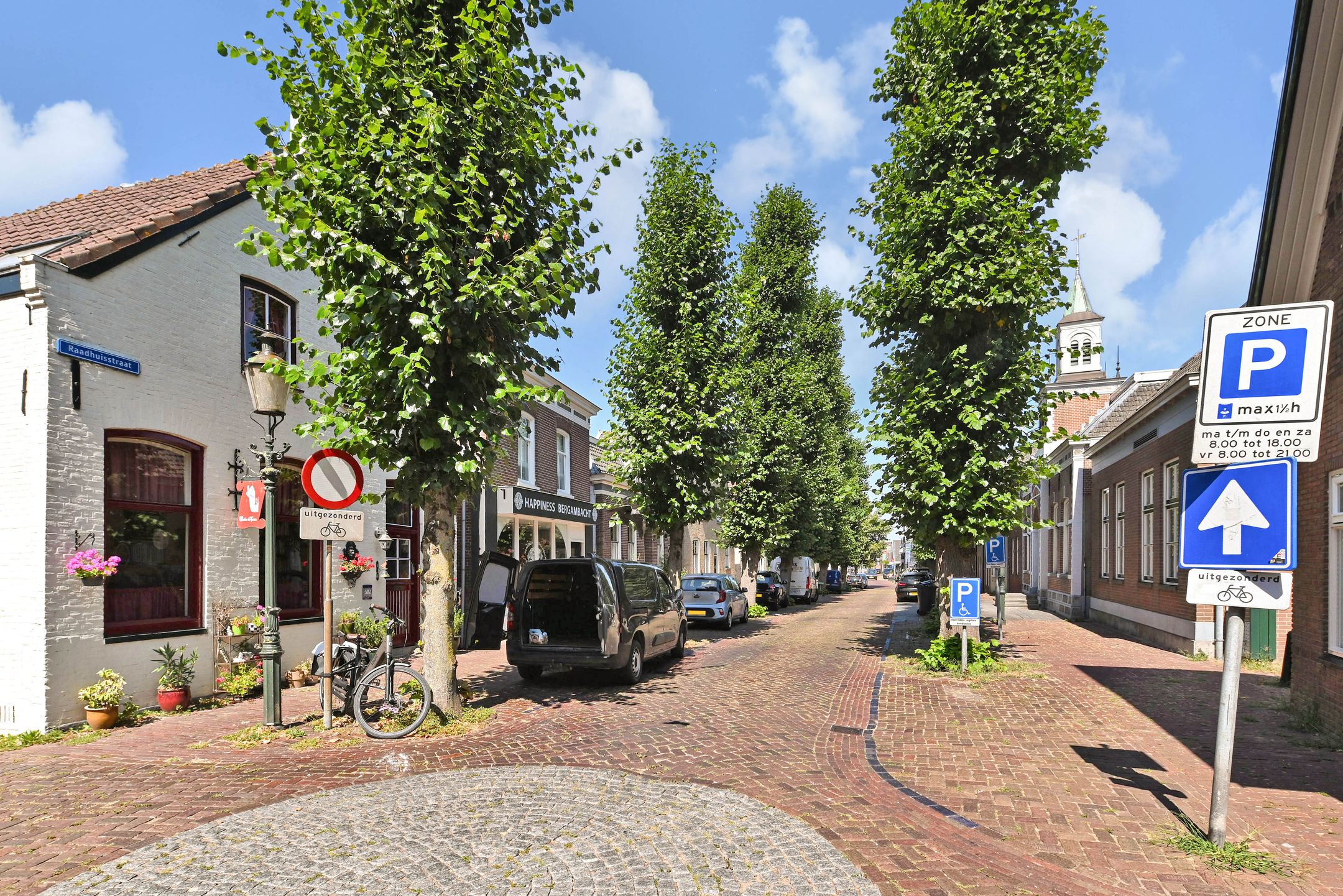 Photo 36 of Raadhuisstraat 27