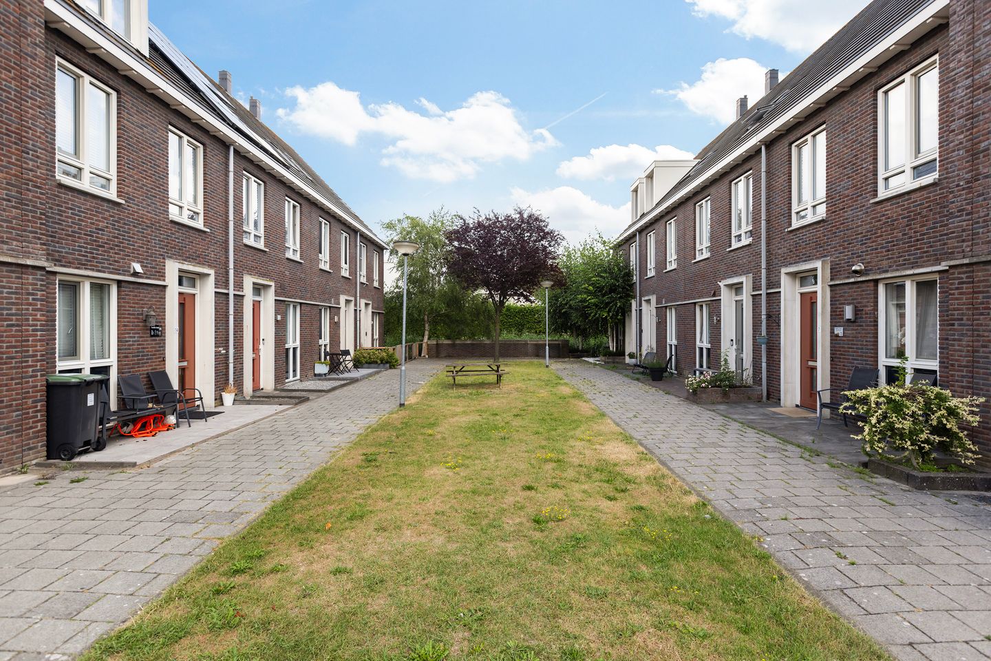 Foto 40 van Joop den Uylstraat 11