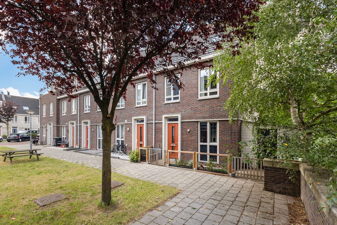 Foto 41 van Joop den Uylstraat 11
