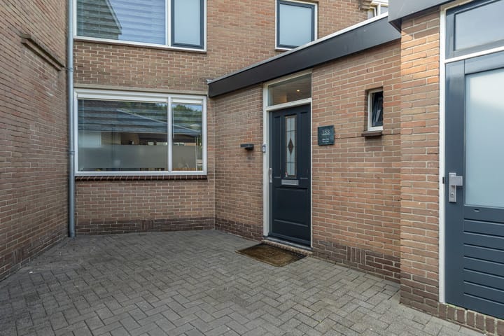 Photo 4 of Duyvenvoordestraat 153