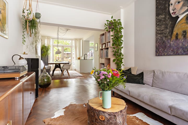 Photo 2 of Petrus Driessenstraat 9
