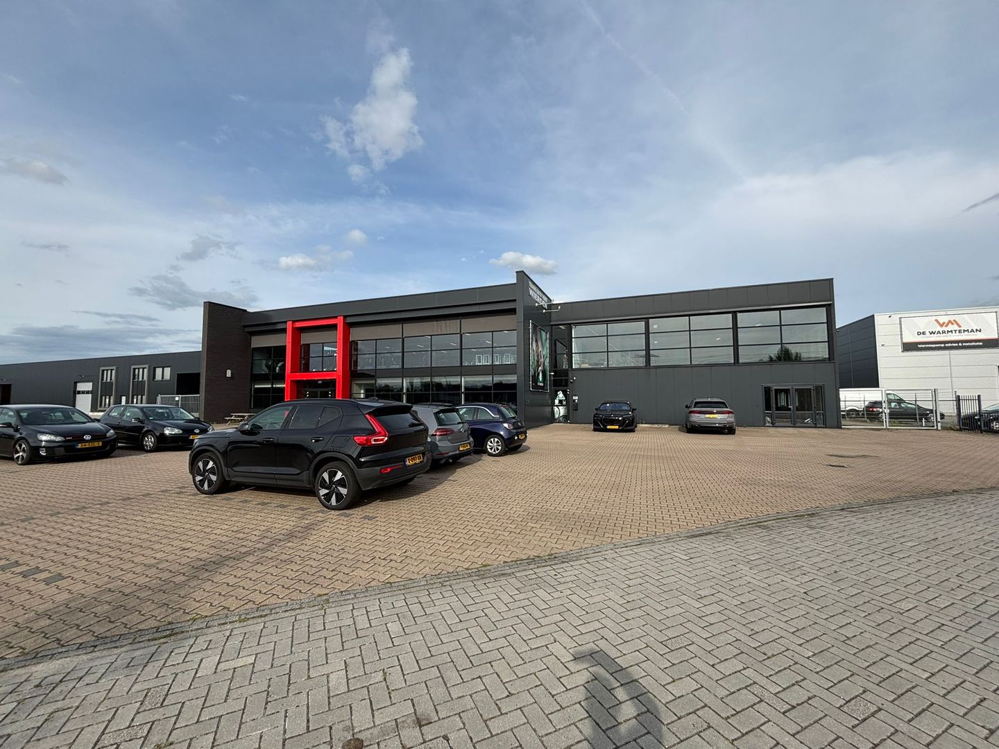 Bekijk foto 1 van Vijverweg 4