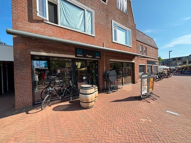 Bekijk foto 2 van Marktplein 21-a