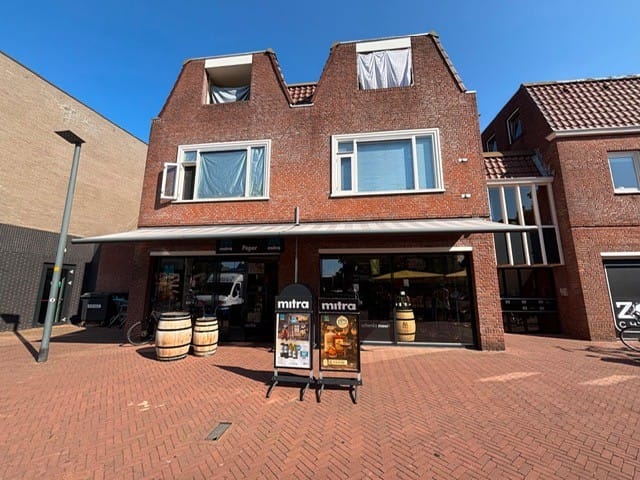 Marktplein 21-a, Borne