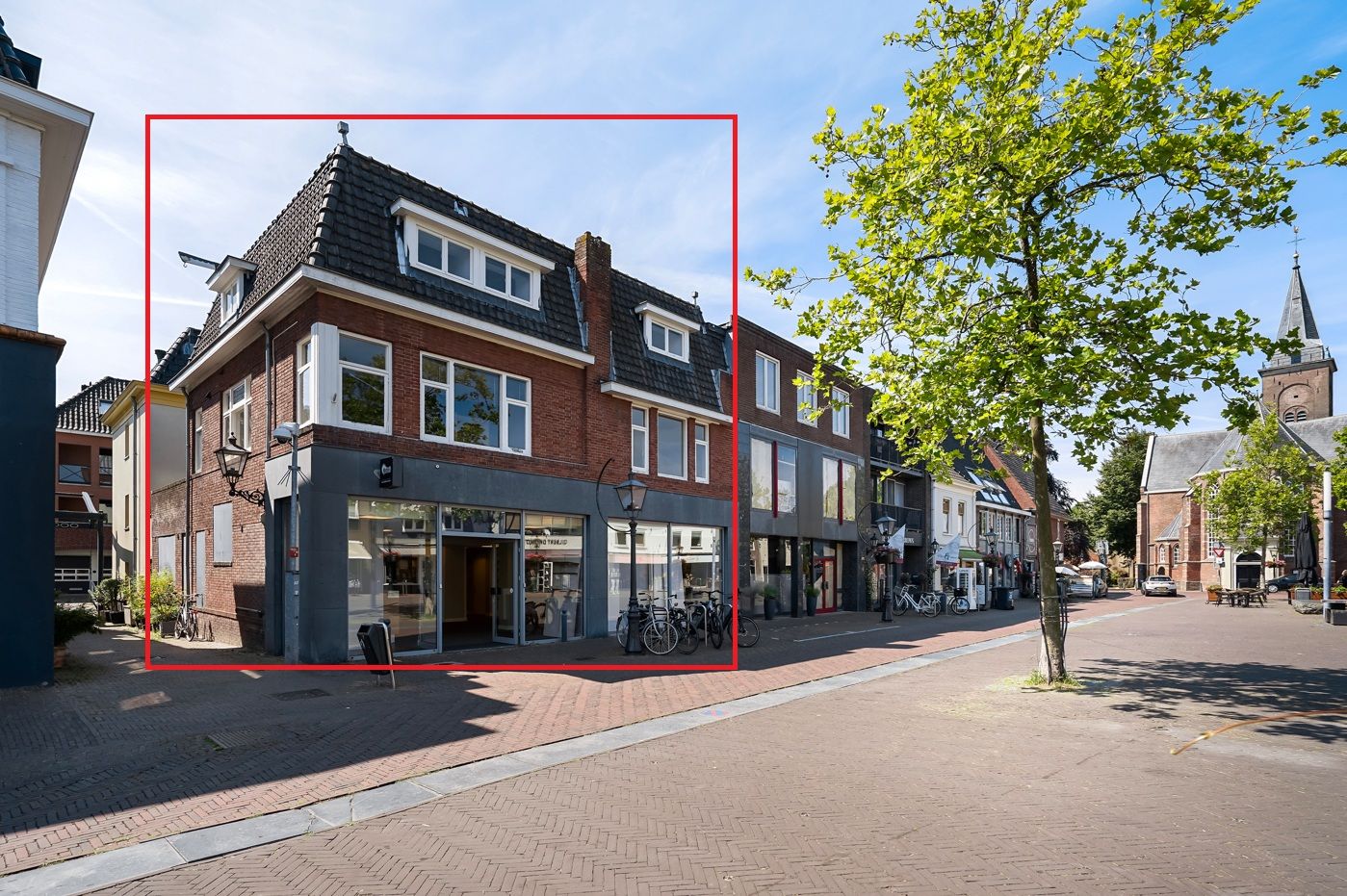 View photo 2 of Kerkbrink 10