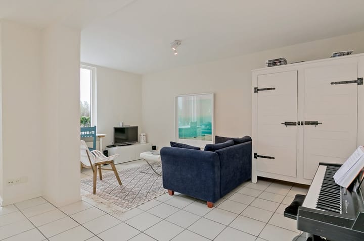 Tussenwoning te huur: Roelat 6, Reeuwijk