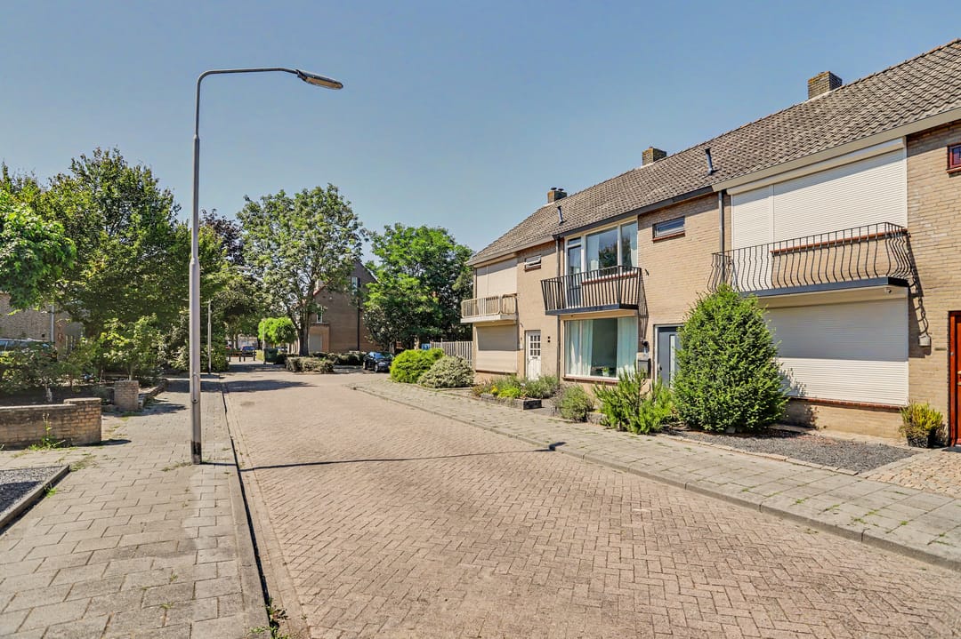 Photo 32 of Gounodlaan 11
