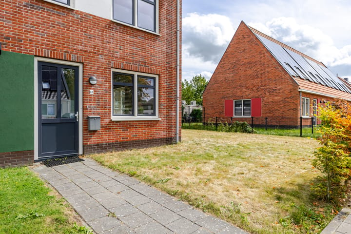 Twee-onder-één-kap te koop: De Vlecke 68, Gorredijk