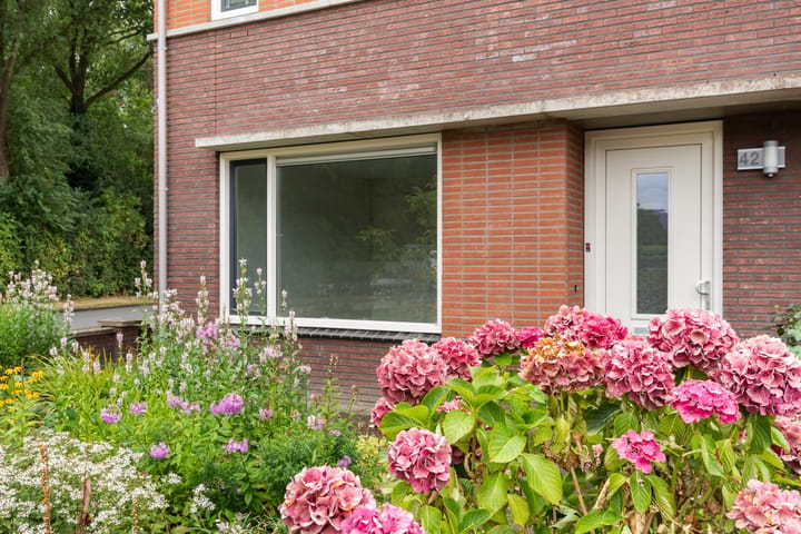 Hoekwoning te koop: de Savornin Lohmanstraat 42, Coevorden
