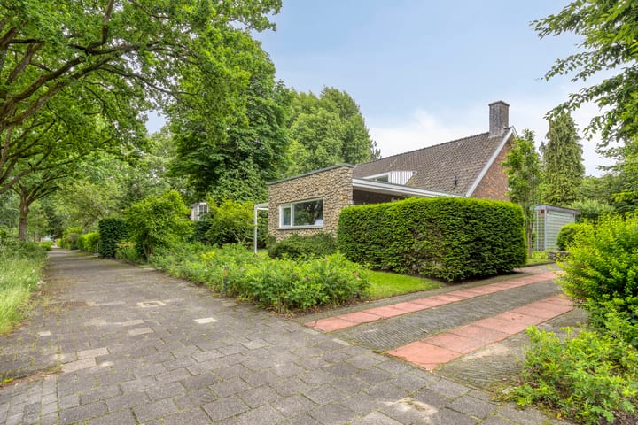 Vrijstaande woning te koop: Goeman Borgesiuslaan 145, Groningen