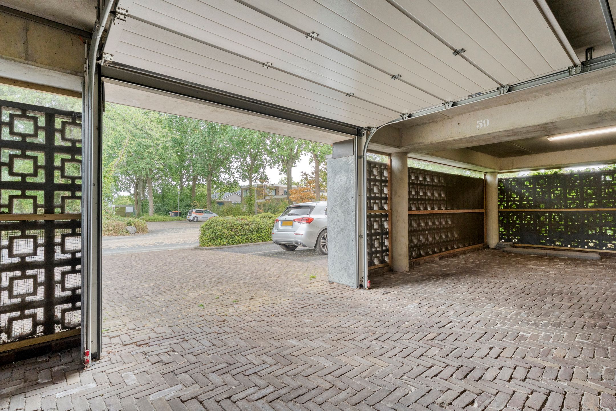Photo 39 of van Emstplein 59