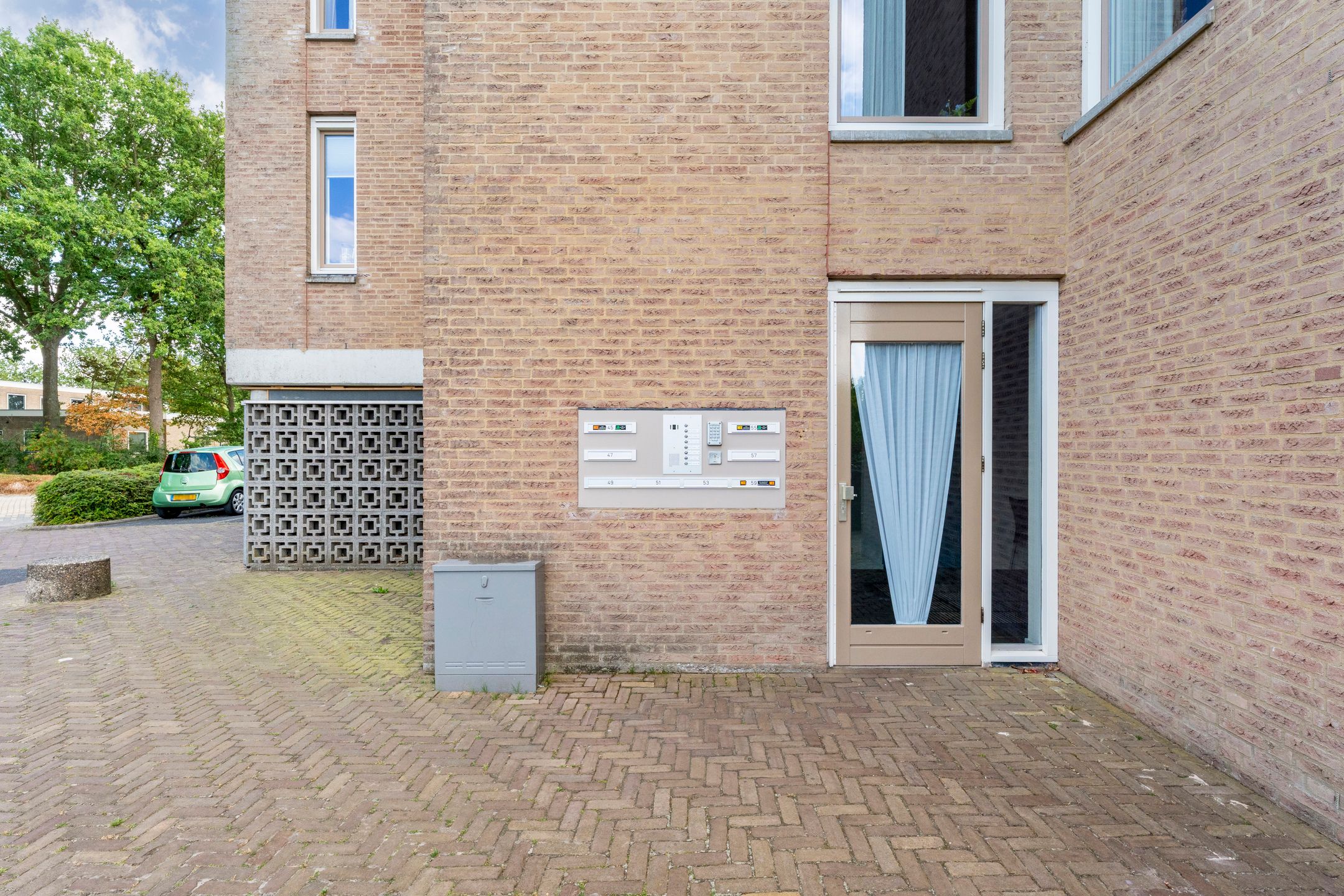 Photo 3 of van Emstplein 59