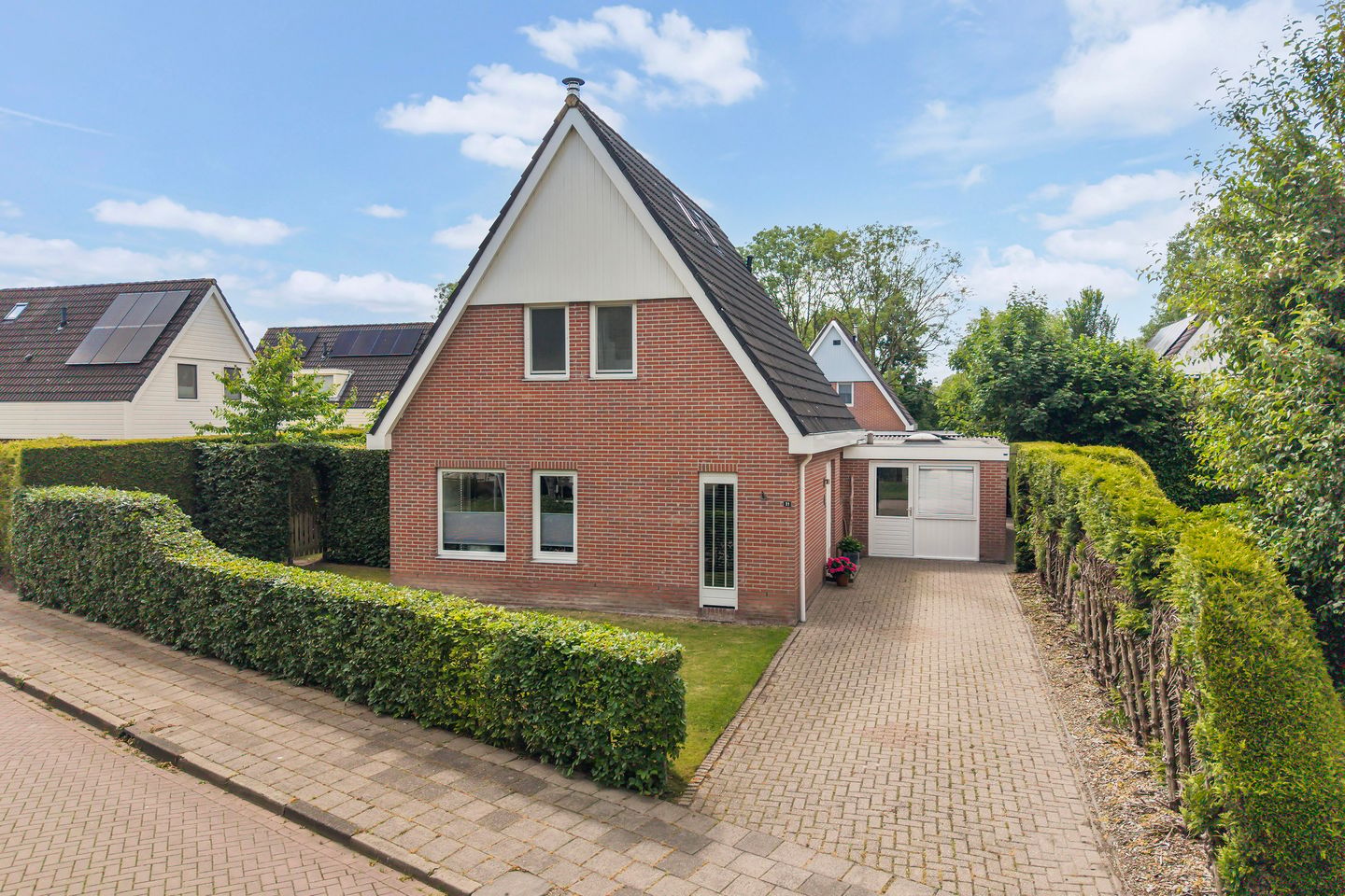 Foto 1 van De Zwaan 21
