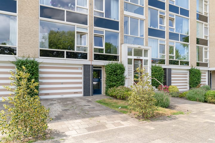 Photo 3 of Smaragdhorst 375