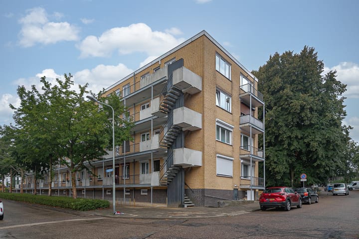 Foto 4 van Irenestraat 54