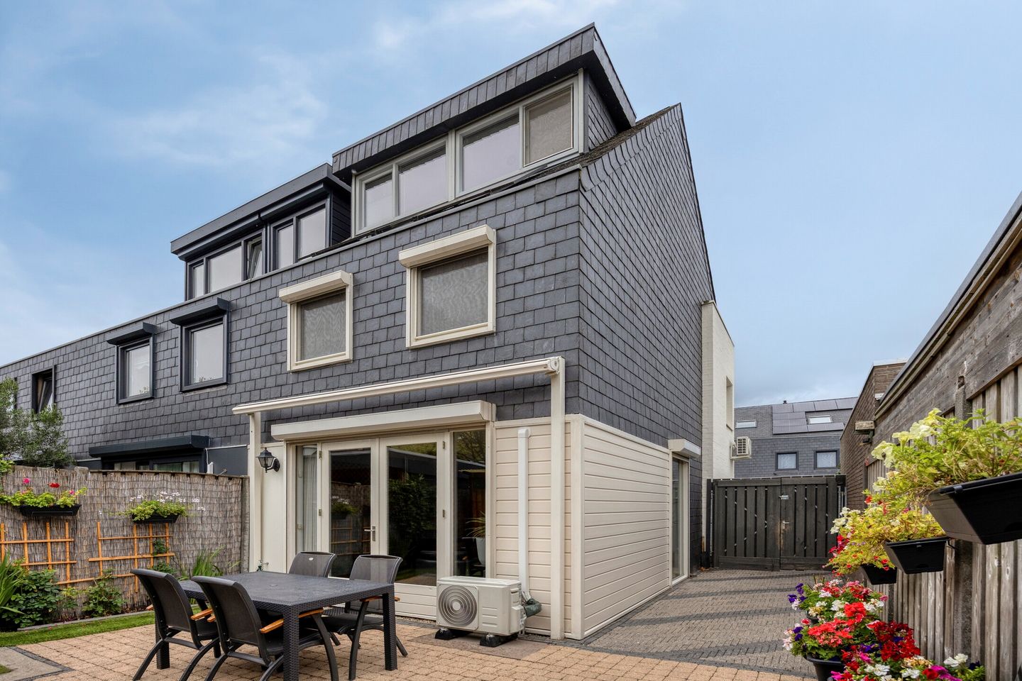 Foto 40 van Metslawierstraat 2