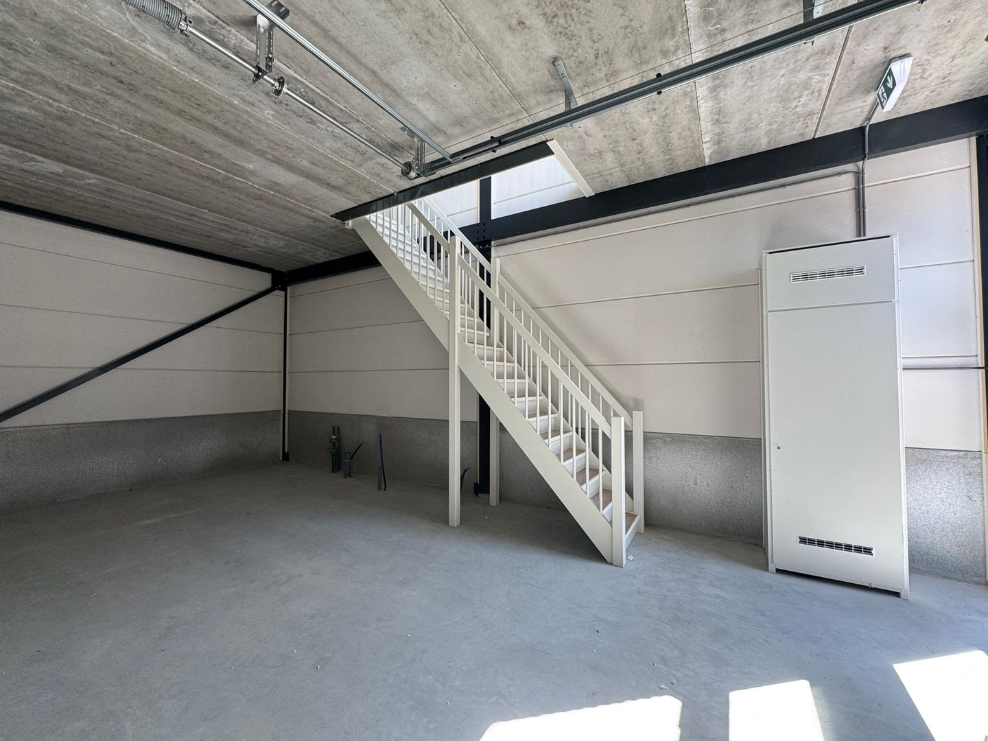 View photo 5 of Kolenbranderstraat 14-h
