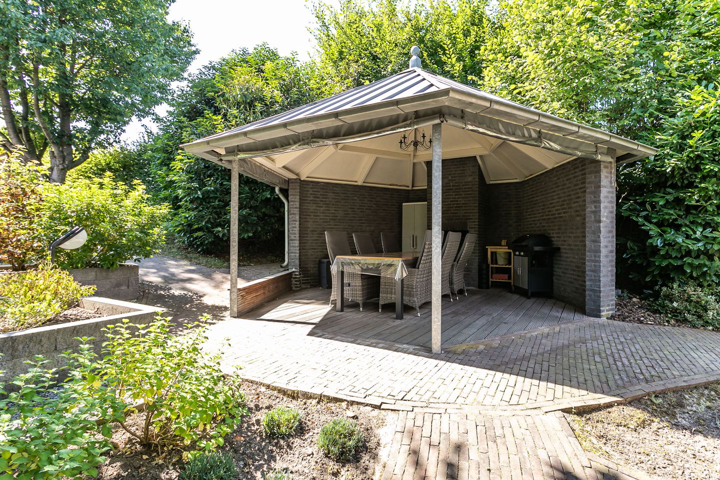 Foto 40 van Voorsterstraat 61